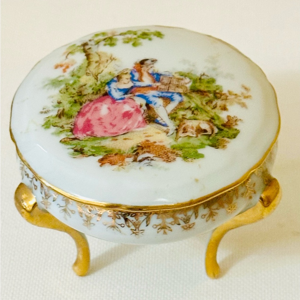Limoges France Porcelain Miniature Round Gold Trinket Jewelry Box Footed Base